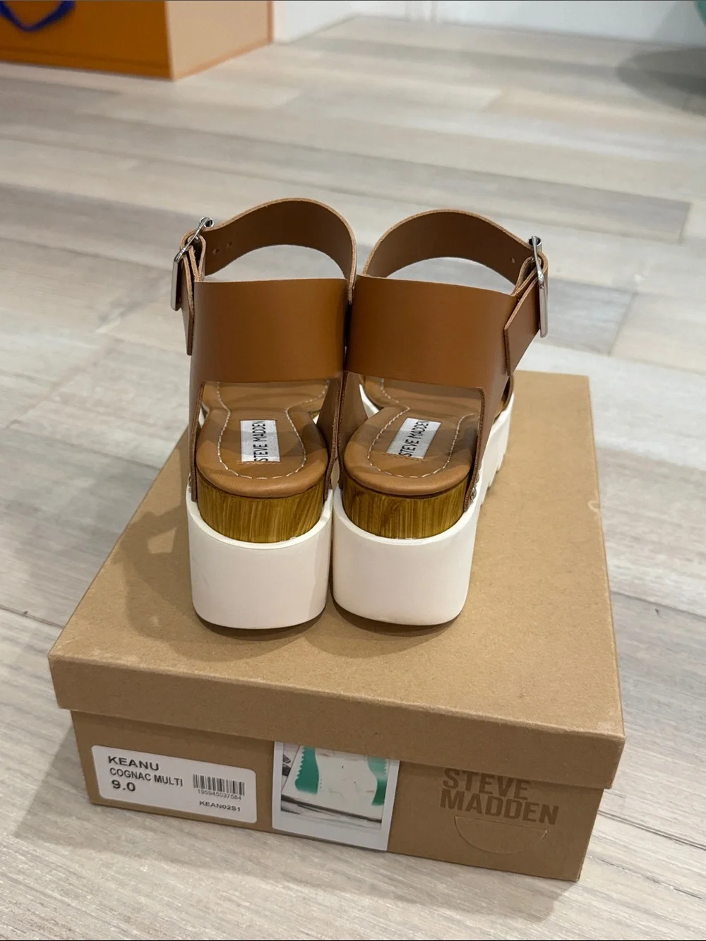 Steve Madden: Great Condition — Cognac Multi Platform Wedge Sandals Size 9